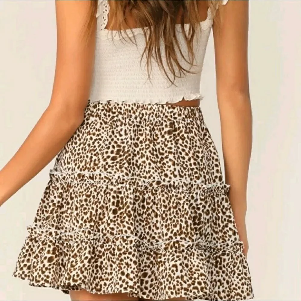Ruffled Leopard Print Mini Skater Skirt - Picture 3 of 8